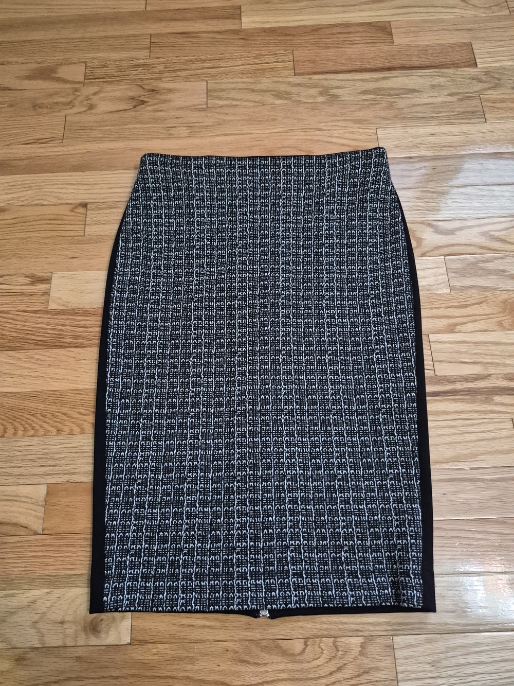 Textured Black and White Pencil Skirt
